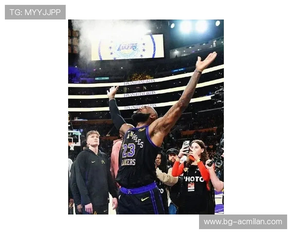 _赛季最佳！詹姆斯拼尽全力率队得胜_，詹姆斯获胜