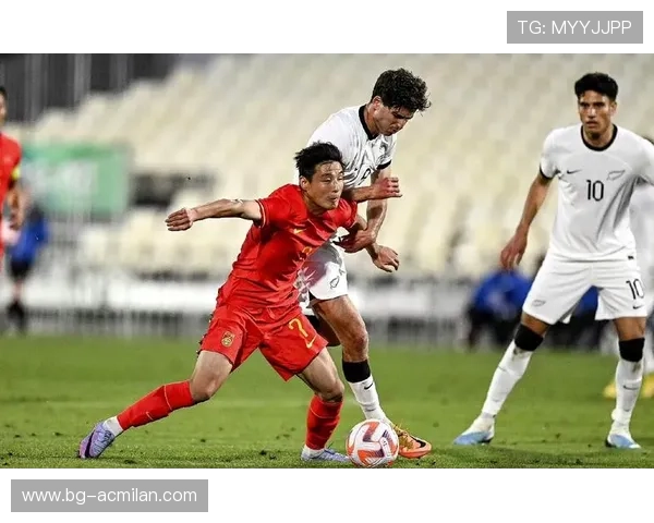 “攻防战激烈升温：谁能占据战术优势，领跑季后赛？”，攻防战视频